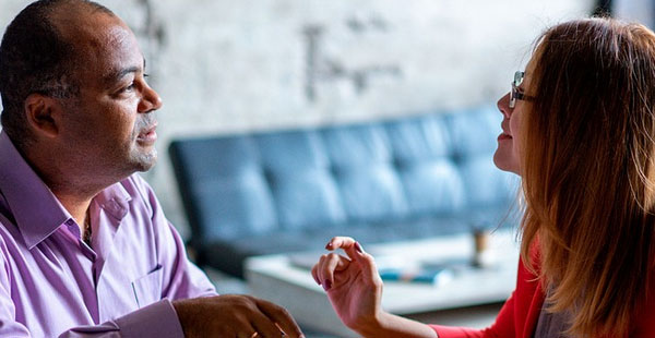 營銷定位戰(zhàn)略有哪些方面？如何進行？