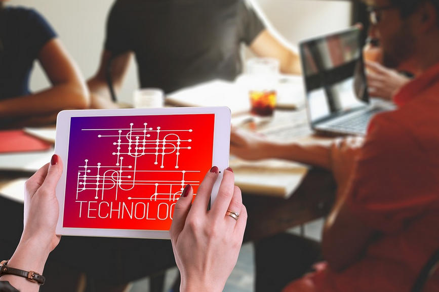 企業(yè)戰(zhàn)略定位三要素是什么？包括哪些理論？